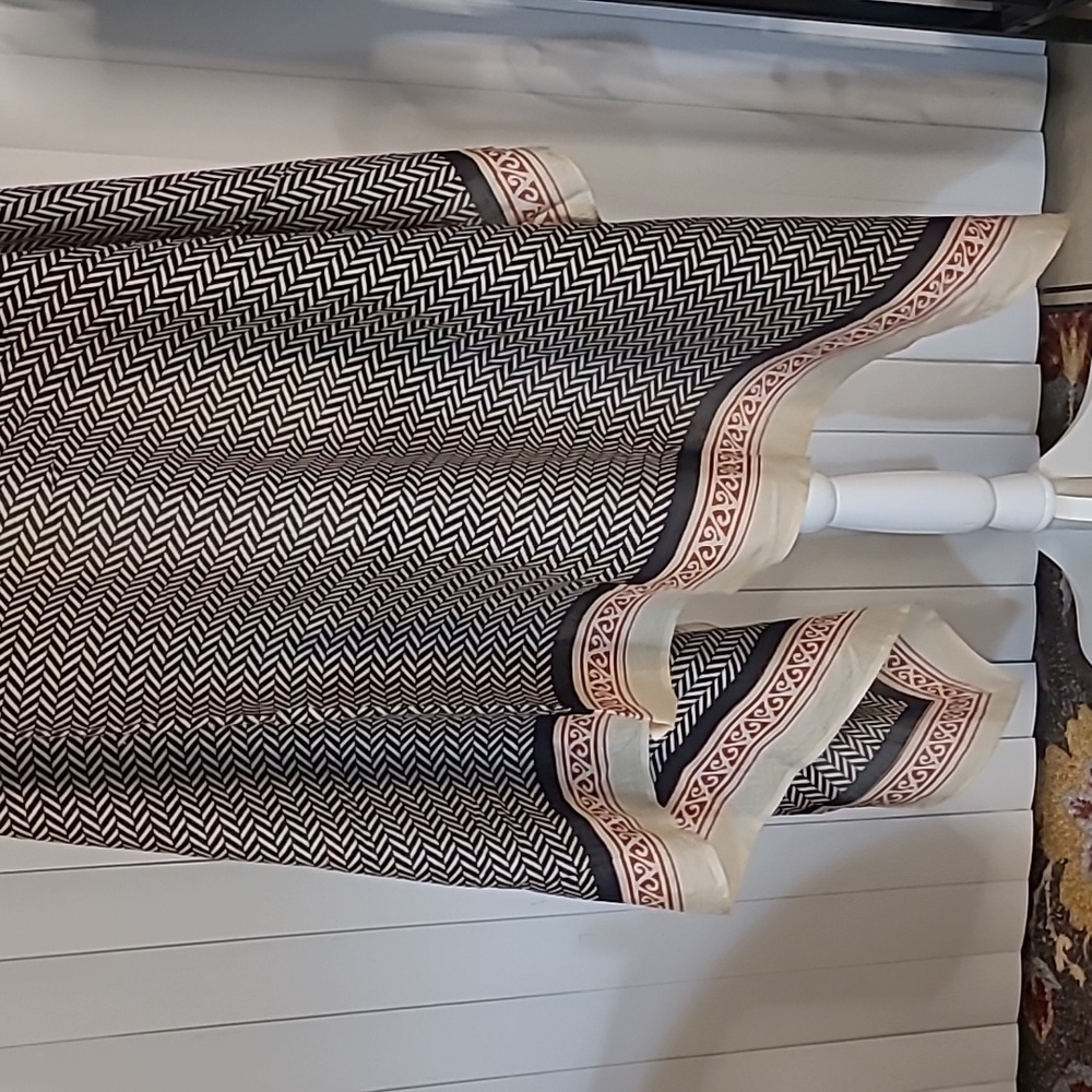 Soho Scarf - Picture 5 of 13